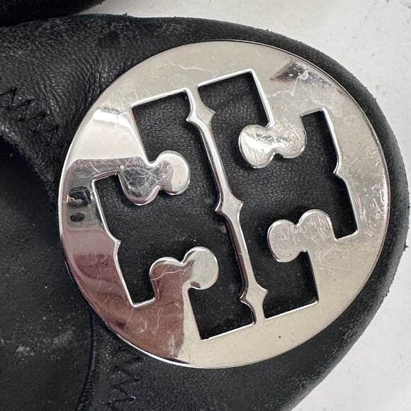 Tory Burch Womens 8-8.5 Ballet Flats Black Leather Silver Logo Slip On Round Toe - Picture 6 of 12